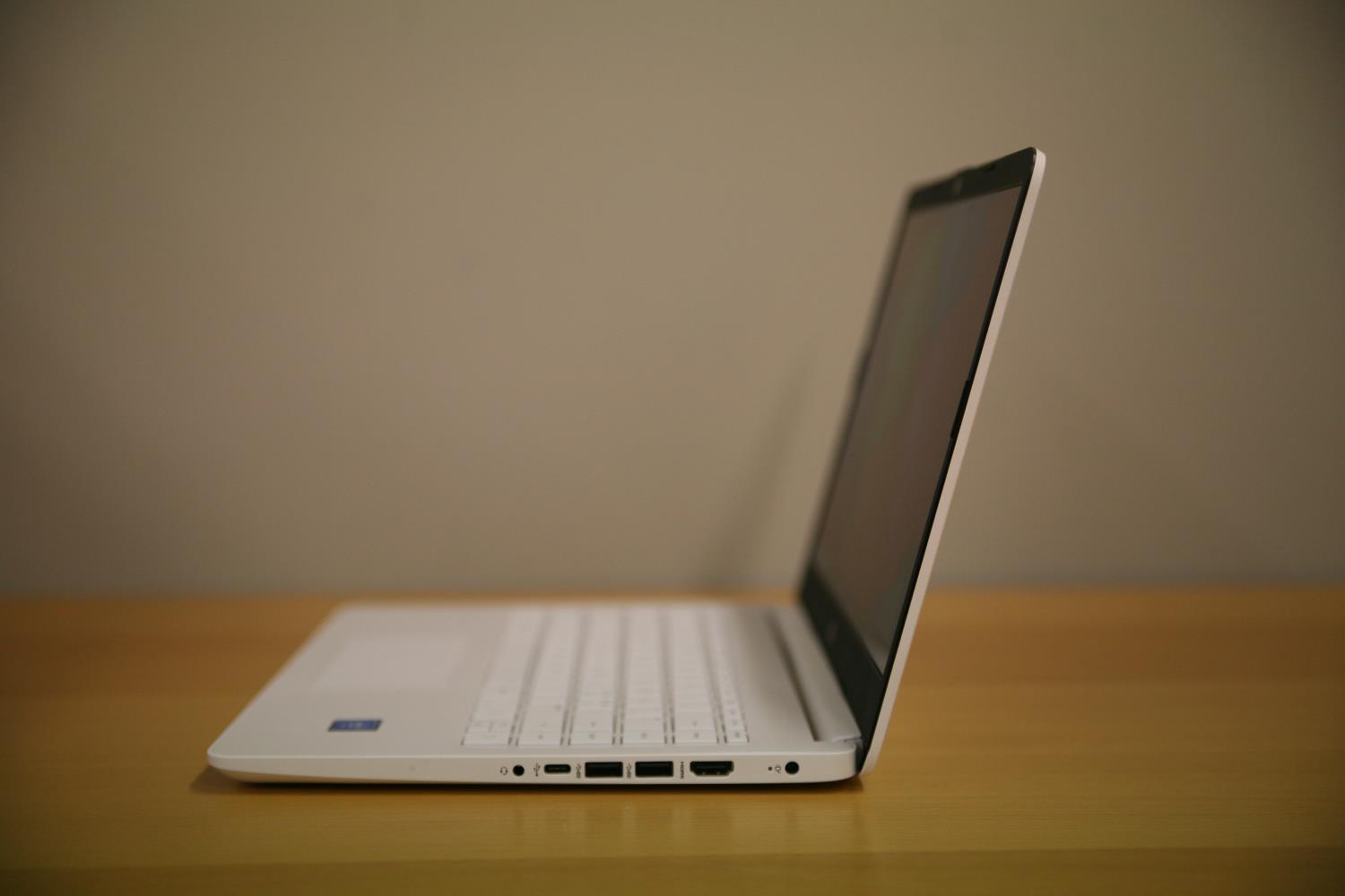 HP 14s-dq0003no bærbar PC Celeron 64 GB eMMC 4 GB RAM - Bilde 3