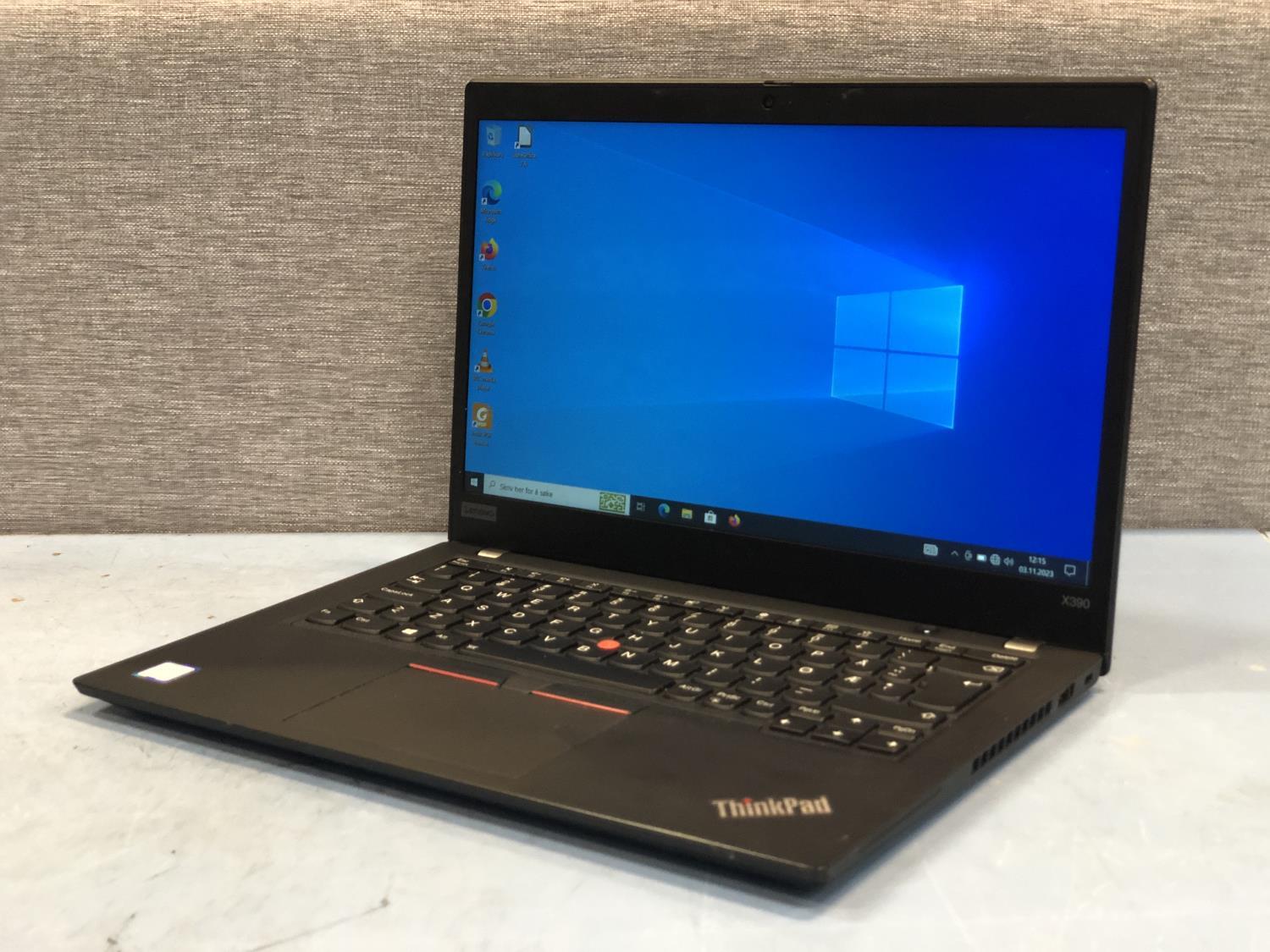 Lenovo ThinkPad X390 Core i3 240GB 16GB (UTEN LADER)