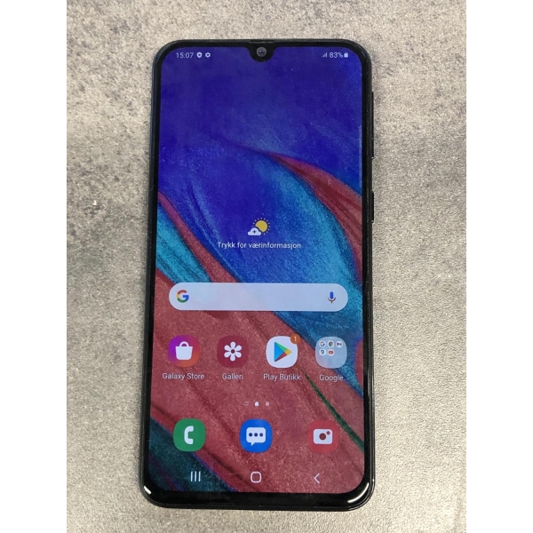 (UTEN LADER) Samsung Galaxy A40 64 GB (svart)