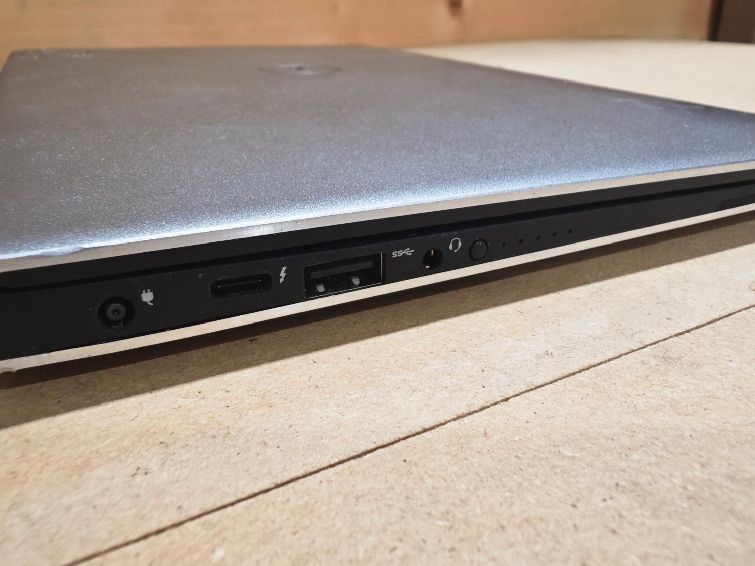 Dell XPS 13 9350 P54G (2015) Linux Mint OS - Bilde 2