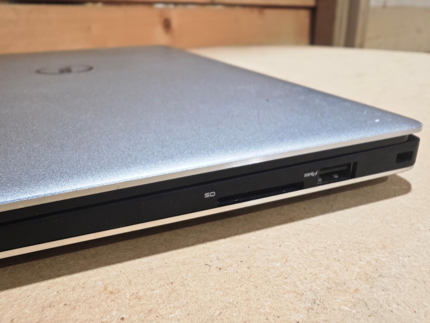 Dell XPS 13 9350 P54G (2015) Linux Mint OS - Bilde 3